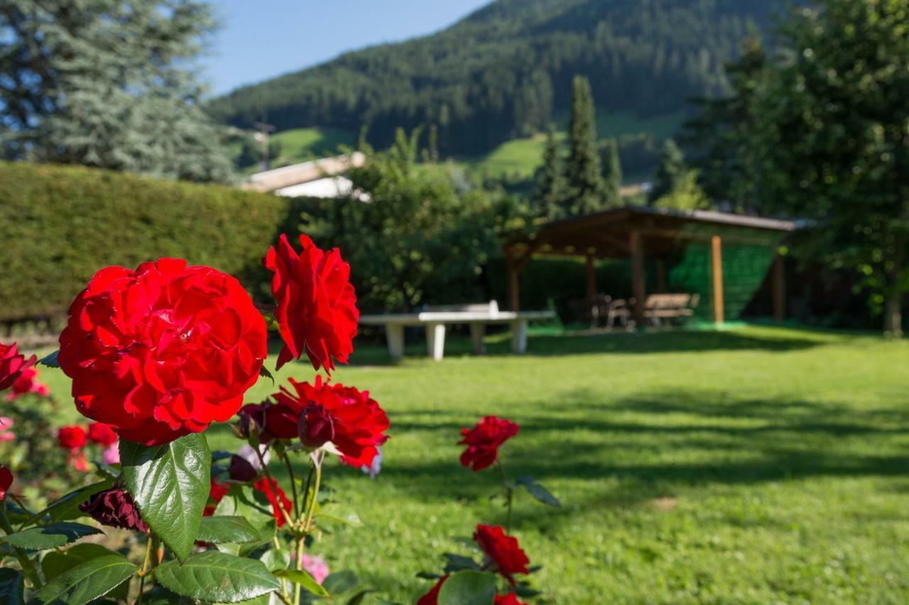 Garni Niederbacher Campo Tures Exterior foto